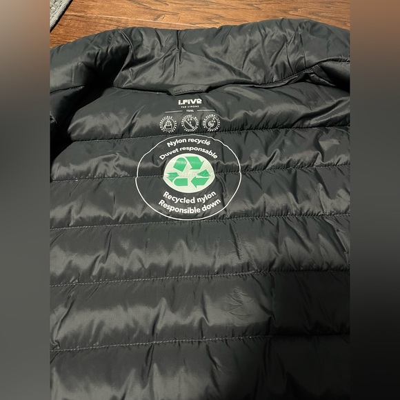 Mixed quilting down vest - Picture 2 of 6